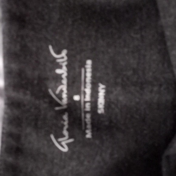 High wasted skinny jegging with elastic sides - Picture 4 of 5